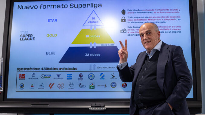 El presidente de LaLiga, Javier Tebas, este jueves durante la rueda de prensa celebrada en Madrid. El Tribunal de Justicia de la Unión Europea (TJUE) consideró este jueves que las normas de la FIFA y de la UEFA sobre la autorización previa de las competiciones de fútbol de clubes, como la Superliga, violan el Derecho de la Unión.- EFE/ Daniel Gonzalez
