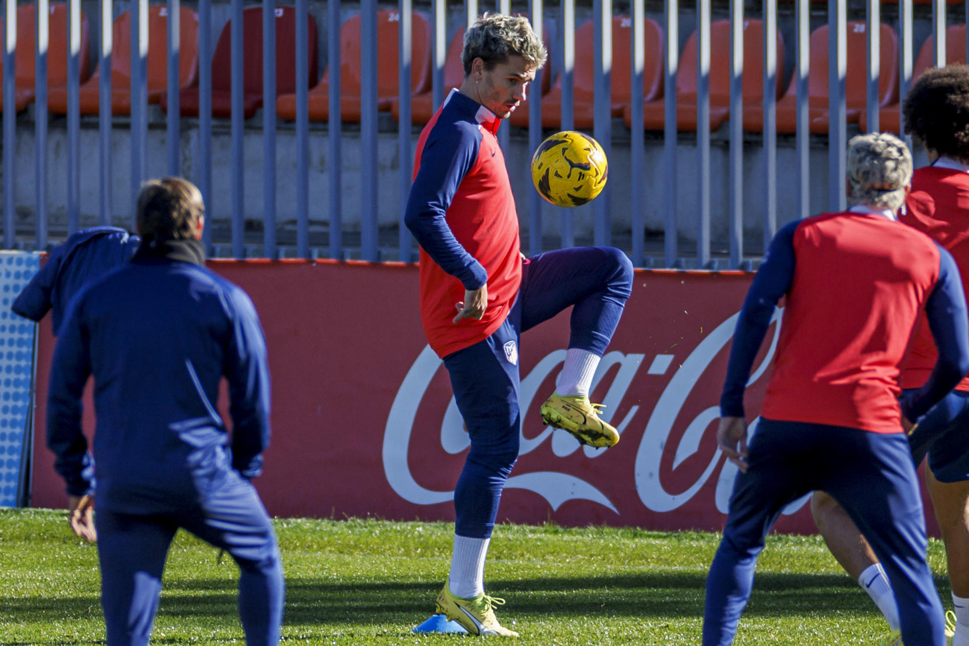 Griezmann, en un ejercicio del entrenamiento. EFE/Rodrigo Jiménez
