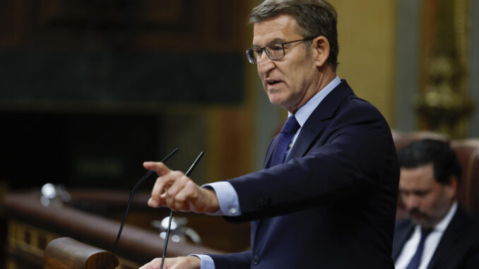 El líder del PP, Alberto Núñez Feijóo, este miérdoles en la sesión de Control al Ejecutivo en el Congreso. EFE/Chema Moya
