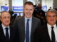 Bernd Reichart (c), CEO de A22 Sports Management, sociedad promotora de la Superliga, junto al presidente del grupo ACS y del Real Madrid Club de Fútbol, Florentino Pérez (i), el presidente del Fútbol Club Barcelona, Joan Laporta, en una foto de archivo. EFE/ Mariscal