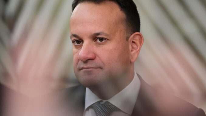 Imagen de Archivo del primer ministro irlandés, Leo Varadkar.
EFE/EPA/OLIVIER MATTHYS
