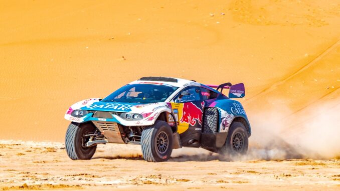 El catarí Nasser Al-Attiyah durante la sexta etapa. EFE/EPA/Gerard Laurenssen
