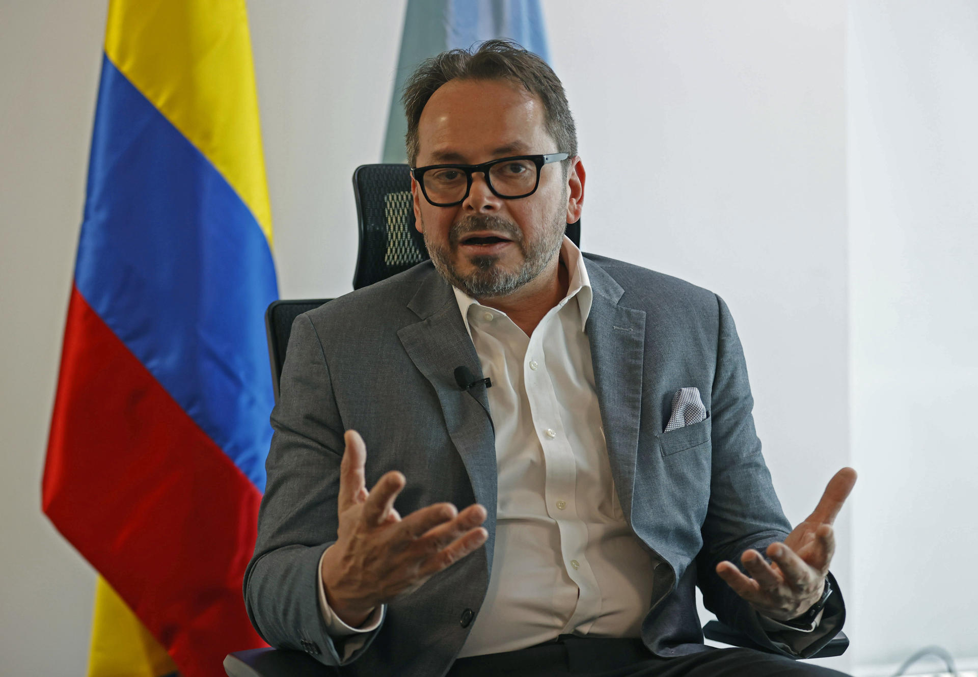 El representante especial del secretario general de la ONU en el país, Carlos Ruiz Massieu, habla con EFE durante una entrevista en Bogotá (Colombia). EFE/ Mauricio Dueñas Castañeda
