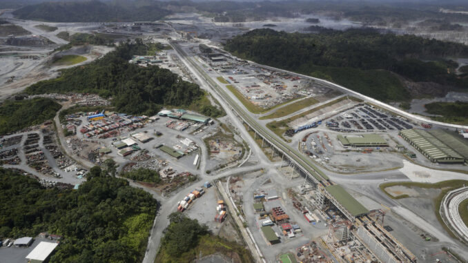 Fotografía aérea de archivo del proyecto Minera Panamá, filial de la canadiense First Quantum Minerals (FQM), en Donoso (Panamá). EFE/Bienvenido Velasco
