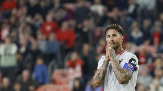 Sergio Ramos, capitán del Sevilla, en una foto de archivo de Julio Muñoz. EFE
