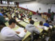 Una clase llena de alumnos durante el examen de la EBAU en la facultad de Derecho de la universidad de León. EFE/J.Casares