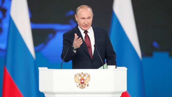 Foto de febrero de 2019 del presidente ruso, Vladimir Putin, presentanto su informe anual sobre el estado de la nación ante el Parlamento. EFE/ Maxim Shipenkov[PROHIBIDO SU USO EN COREA DEL SUR]
