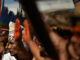 Indígenas de distintas etnias participan en una marcha en Brasilia (Brasil), en una imagen de archivo. EFE/ Andre Borges