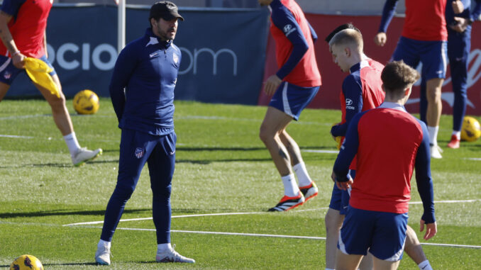 Simeone, en una foto de archivo en un entrenamiento del Atlético de Madrid. EFE/ Mariscal
