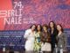 Veronica Lucchesi, Margherita Vicario, Carlotta Gamba, Sara Mafodda y Maria Vittoria Dallasta durante la rueda de prensa de 'Gloria!' en la Berlinale. EFE/EPA/CLEMENS BILAN