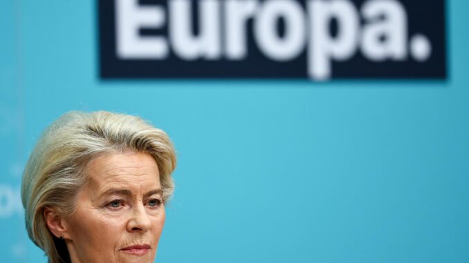 Foto 19/02/2024.- La presidenta de la Comisión Europea, Ursula von der Leyen anunció su candidatura para un segundo mandato como presidenta de la Comisión de la UE. (Elecciones, Alemania) EFE/EPA/Filip Singer
