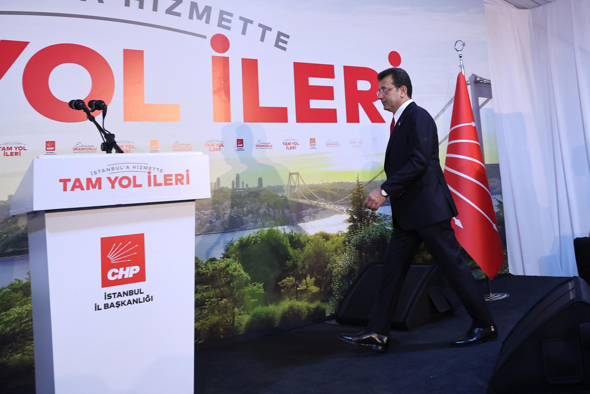 El alcalde de Estambul, el socialdemócrata Ekrem Imamoglu. EFE/EPA/TOLGA BOZOGLU
