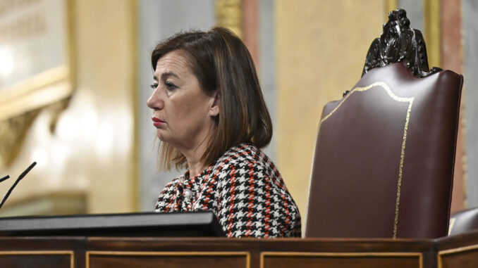 La presidenta del Congreso, Francina Armengol, durante un pleno del Congreso. EFE/Fernando Villar
