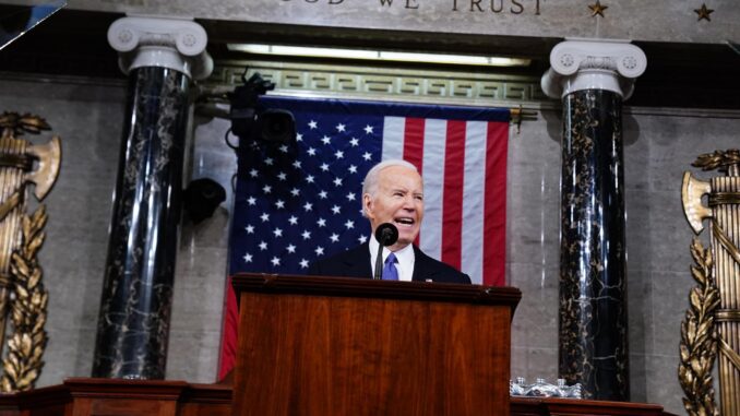 El presidente de Estados Unidos, Joe Biden, pronuncia su discurso sobre el Estado de la Unión en el Capitolio, en Washington, el 7 de marzo de 2024. EFE/Shawn Thew/Pool
