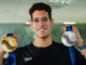 El nadador Hugo González, doble medallista en los recientes Mundiales de Doha, oro en 200 espalda y plata en 100 espalda. EFE/Chema Moya