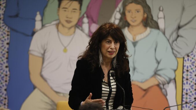 La ministra de Igualdad, Ana Redondo durante la clausura de la IV Semana Antirracista, coincidiendo con el día internacional para la eliminación de la discriminación racial, este jueves en Sevilla. EFE/José Manuel Vidal
