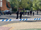 Un joven de 21 años ha fallecido este domingo en la capital de Sevilla tras ser objeto de una agresión en una calle de la barriada de Santa Clara. EFE/ David Arjona