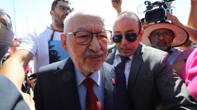 El expresidente del hemiciclo tunecino Rached Ghannouchi en 2022. EFE/EPA/MOHAMED MESSARA
