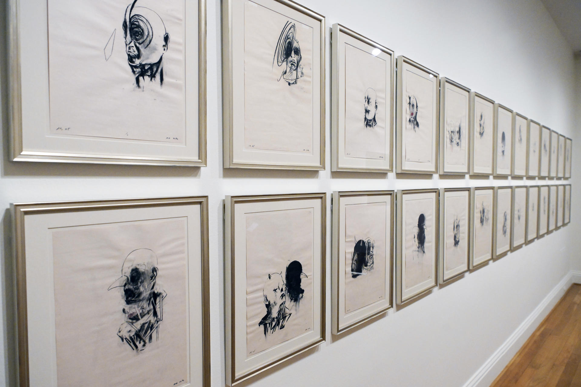 Fotografía que muestra obras del artista español Bernardí Roig exhibidas en la exposición 'Bernardí Roig: La cabeza de Goya' el jueves 9 de mayo de 2024 en el Museo Phillips Collection en Washington (EE.UU.). EFE/Lenin Nolly
