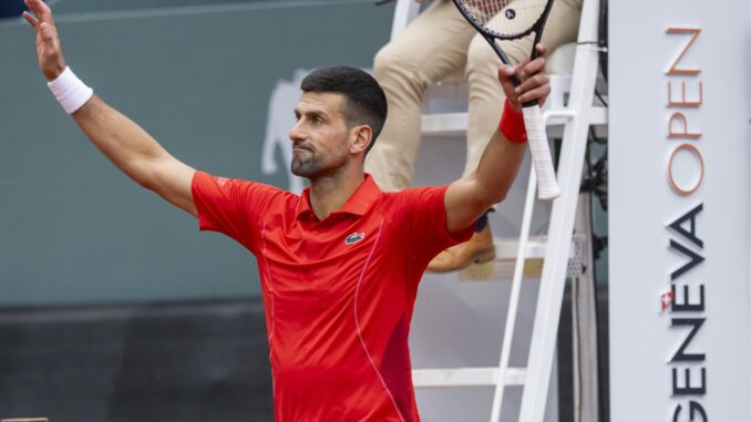 El serbio Novak Djokovic tras ganar en los cuartos de final del torneo de Ginebra (Suiza) al neerlandés Tallon Griekspoor. EFE/EPA/MARTIAL TREZZINI

