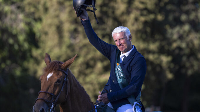 El francés Roger-Yves Bost participa en la CSI5* TROFEO CASER GRUPO HELVETIA de la segunda jornada del Longines Global Champions Tour de hípica de Madrid, que se disputa en las instalaciones del Club de Campo. EFE/ Daniel González
