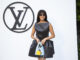 La actriz y modelo canadiense Shay Mitchell posa para los fotógrafos a su llegada a la presentación de la colección Cruise 2025 de Louis Vuitton del diseñador francés Nicholas Ghesquiere, en Barcelona, España, el 23 de mayo de 2024. EFE/ Marta Pérez