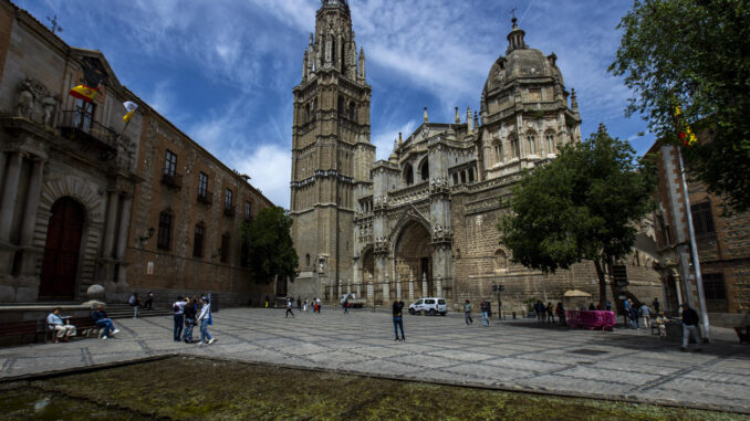 Imagen exterior de La Catedral de Toledo. EFE/Ismael Herrero
