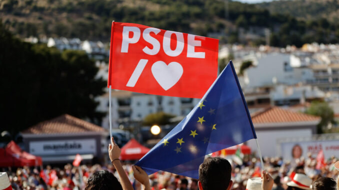 Imagen de esta semana de un acto electoral de los socialistas. EFE/ Jorge Zapata
