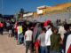 Imagen de archivo de un grupo de inmigrantes ante la oficina de Asilo y Refugio de la frontera del Tarajal en Ceuta para solicitar una cita para la petición de asilo. EFE/ Reduan Dris