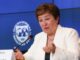 La directora gerente del Fondo Monetario Internacional (FMI), Kristalina Georgieva, cree que el Banco Central Europeo (BCE) puede suavizar gradualmente su política monetaria hasta llevar el tipo de interés oficial al 2,5 % al final del tercer trimestre de 2025, aunque advierte de que las decisiones tendrán que tomarse "reunión a reunión". EFE/EPA/OLIVIER HOSLET