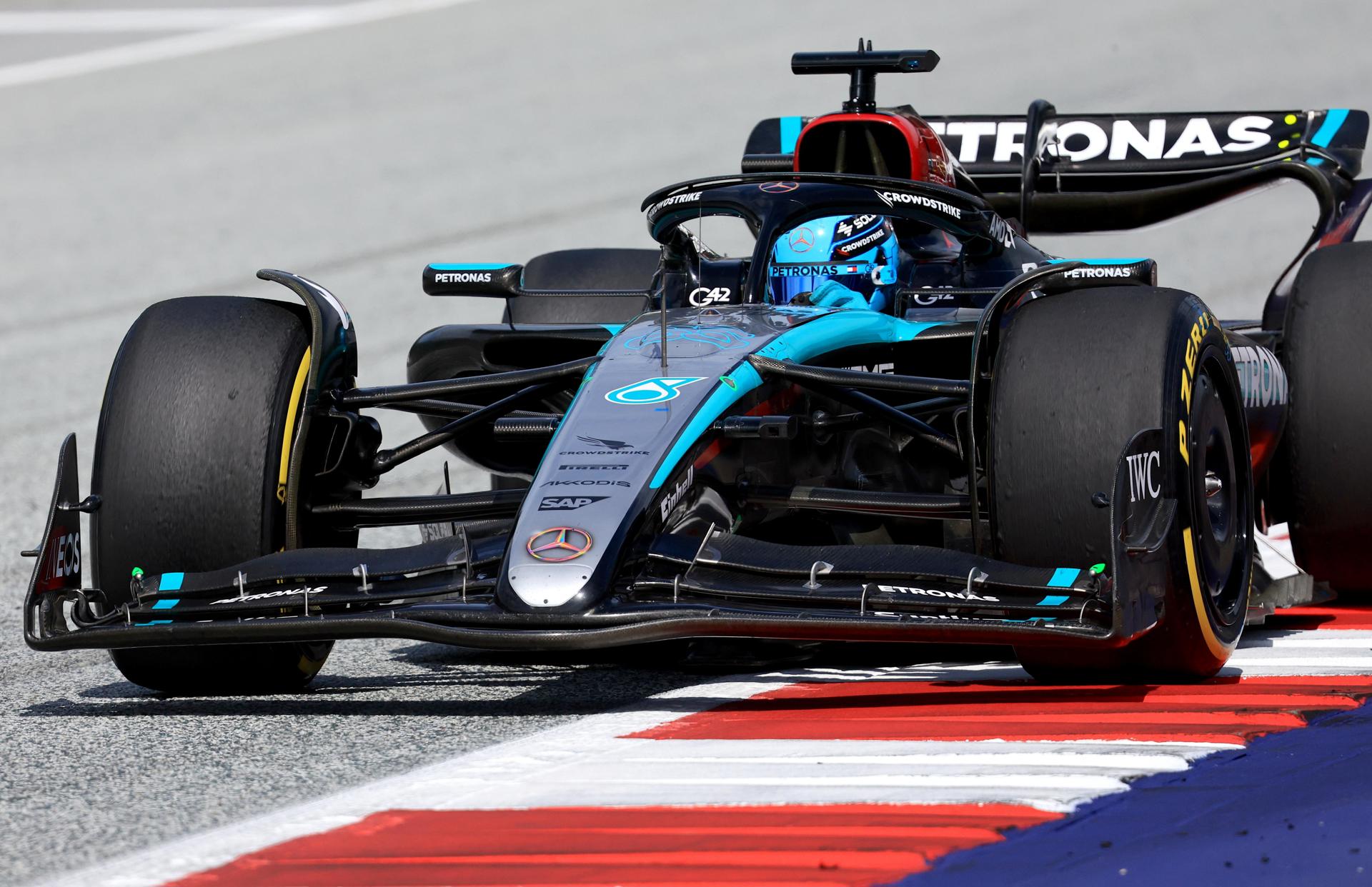 El piloto británico de Mercedes George Russell en Spielberg, Austria. EFE/EPA/MARTIN DIVISEK
