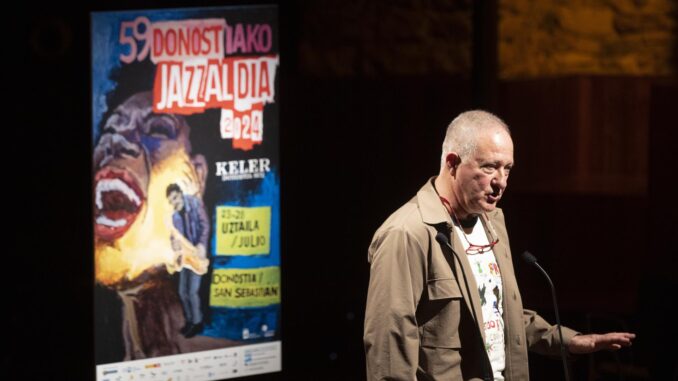 El director del Festival de Jazz de San Sebastián, Miguel Martín, presenta oficialmente la 59 edición e informa sobre las últimas novedades del Jazzaldia de 2024 este miércoles en San Sebastián. EFE/Juan Herrero
