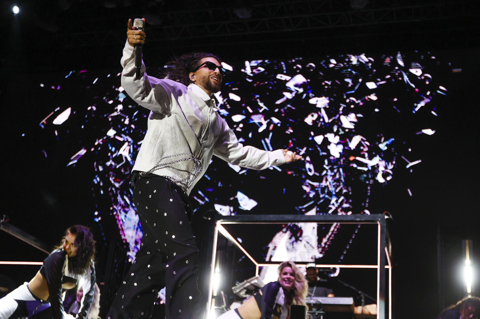 El cantante colombiano Maluma, una de las estrellas del pop latino, abre su gira 'Tour Don Juan 2024' en España con un concierto dentro del Festival Icónica Sevilla Fest, este martes. EFE/ José Manuel Vidal
