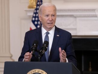 Fotografía del presidente de EE.UU., Joe Biden, durante un discurso en la Casa Blanca en Washington, DC, EE.UU. EFE/Michael Reynolds