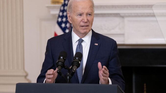 Fotografía del presidente de EE.UU., Joe Biden, durante un discurso en la Casa Blanca en Washington, DC, EE.UU. EFE/Michael Reynolds
