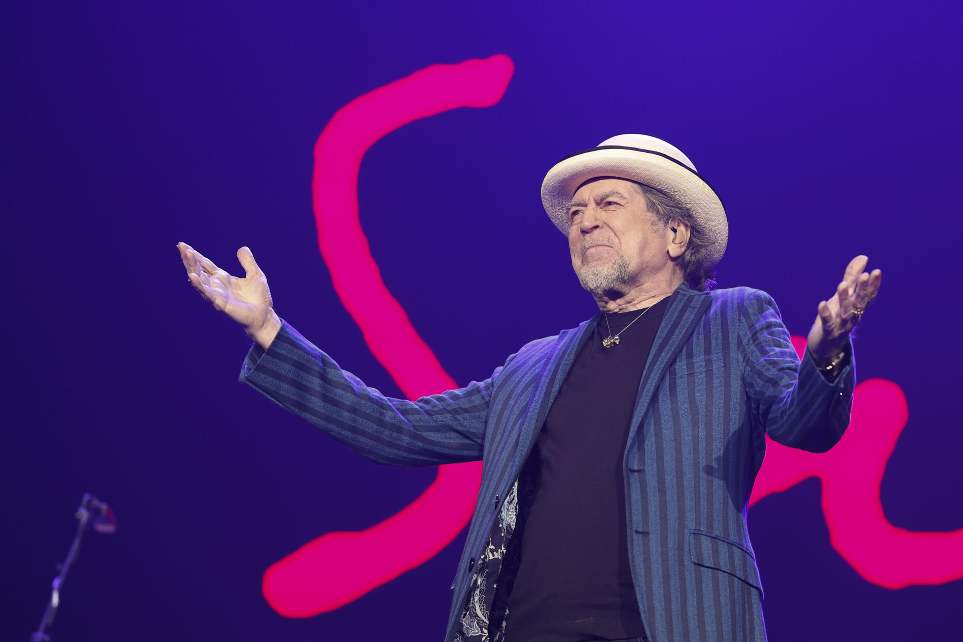 Foto archivo. El cantante Joaquín Sabina. EFE/ Javier Lizón
