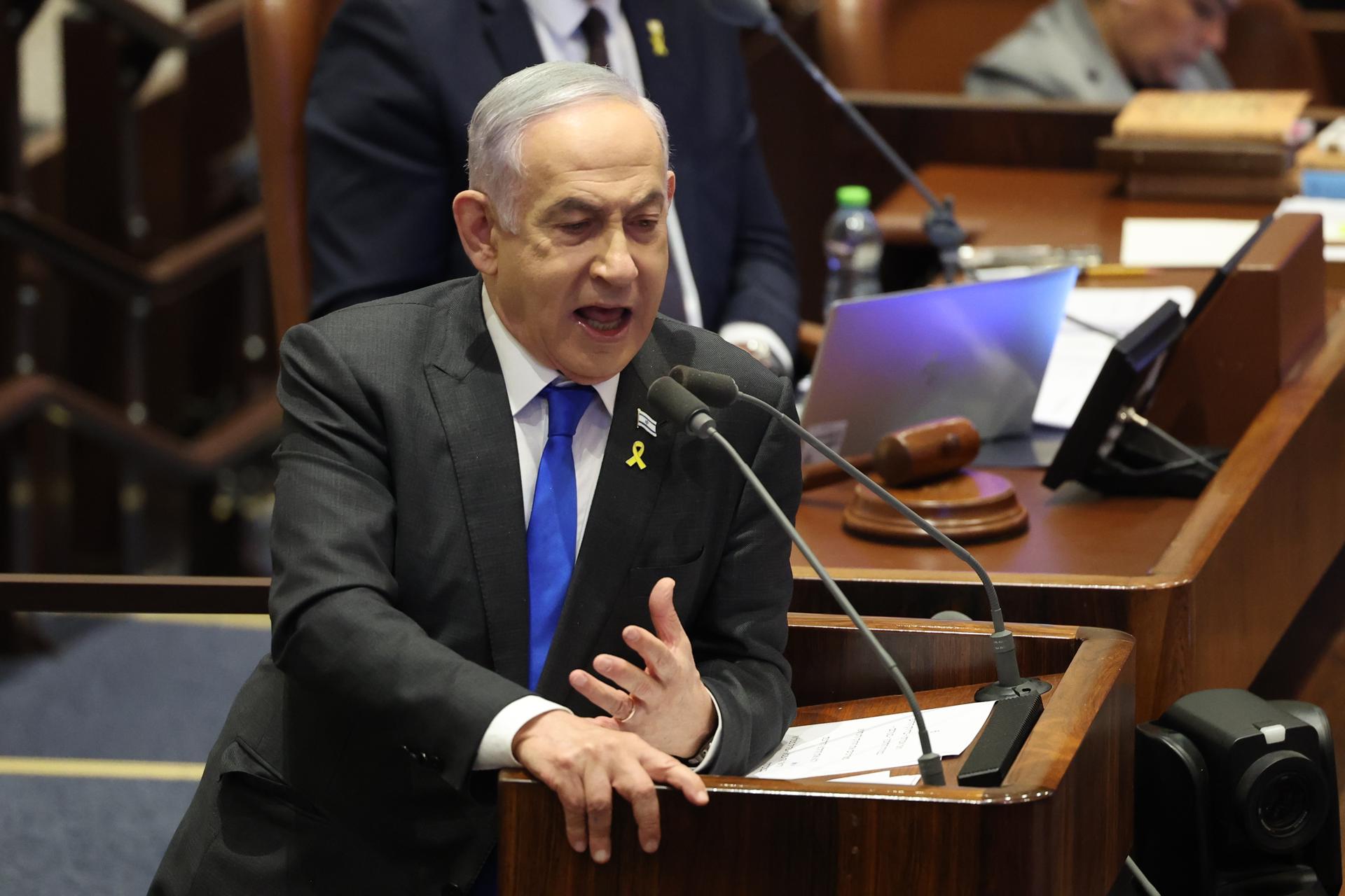 El primer ministro israelí, Benjamin Netanyahu, durante un debate parlamentario en la Knesset, en Jerusalén, esta semana. EFE/EPA/Abir Sultan
