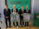 El presidente del Real Betis, Ángel Haro (i), y el director deportivo del club, Manu Fajardo (d), durante la presentación de Marc Roca (2i) e Iker Losada (2d) como jugadores del equipo bético en la ciudad deportiva del club en Sevilla. EFE/ Julio Muñoz