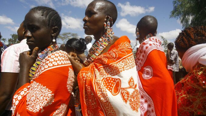 Imagen de archivo de mujeres masáis.EFE/Daniel Irungu
