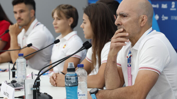 Los integrantes del equipo olímpico español de judo (de i a d) David García, Laura Martínez, Ariane Toro y José Toro ofrecen una rueda de prensa convocada por el equipo de cara a su participación en los Juegos Olímpicos de París 2024. EFE/ Chema Moya
