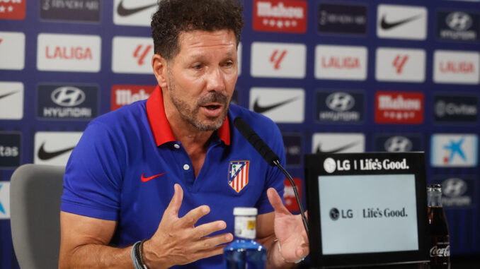 Simeone, en la rueda de prensa de este viernes. EFE/ Fernando Alvarado
