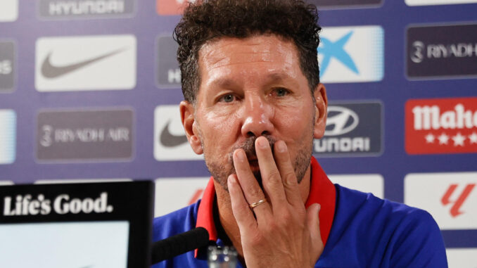 Simeone, en la rueda de prensa de este viernes. EFE/ Fernando Alvarado
