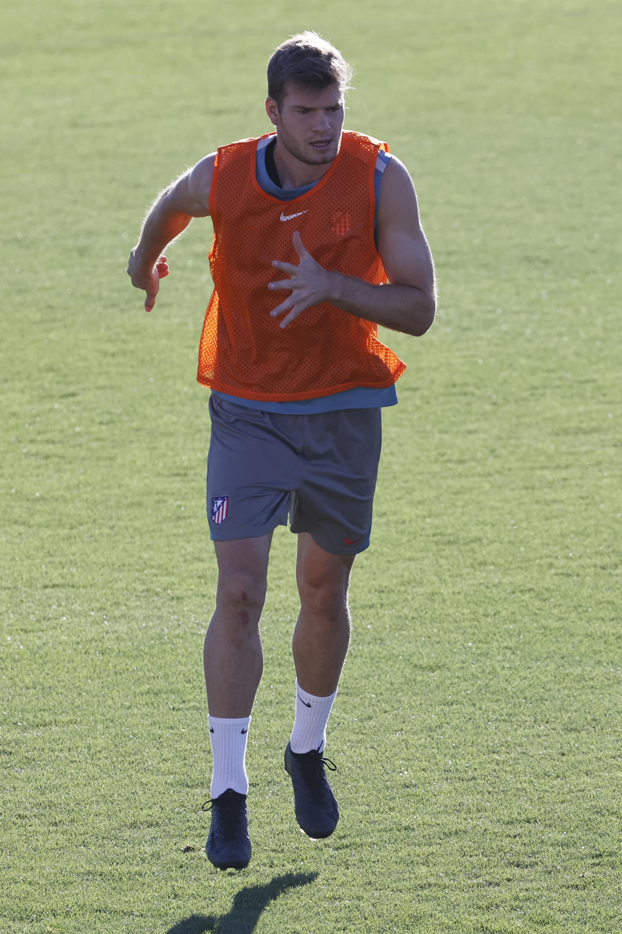 Alexander Sorloth, durante el entrenamiento de este domingo. EFE/Fernando Alvarado
