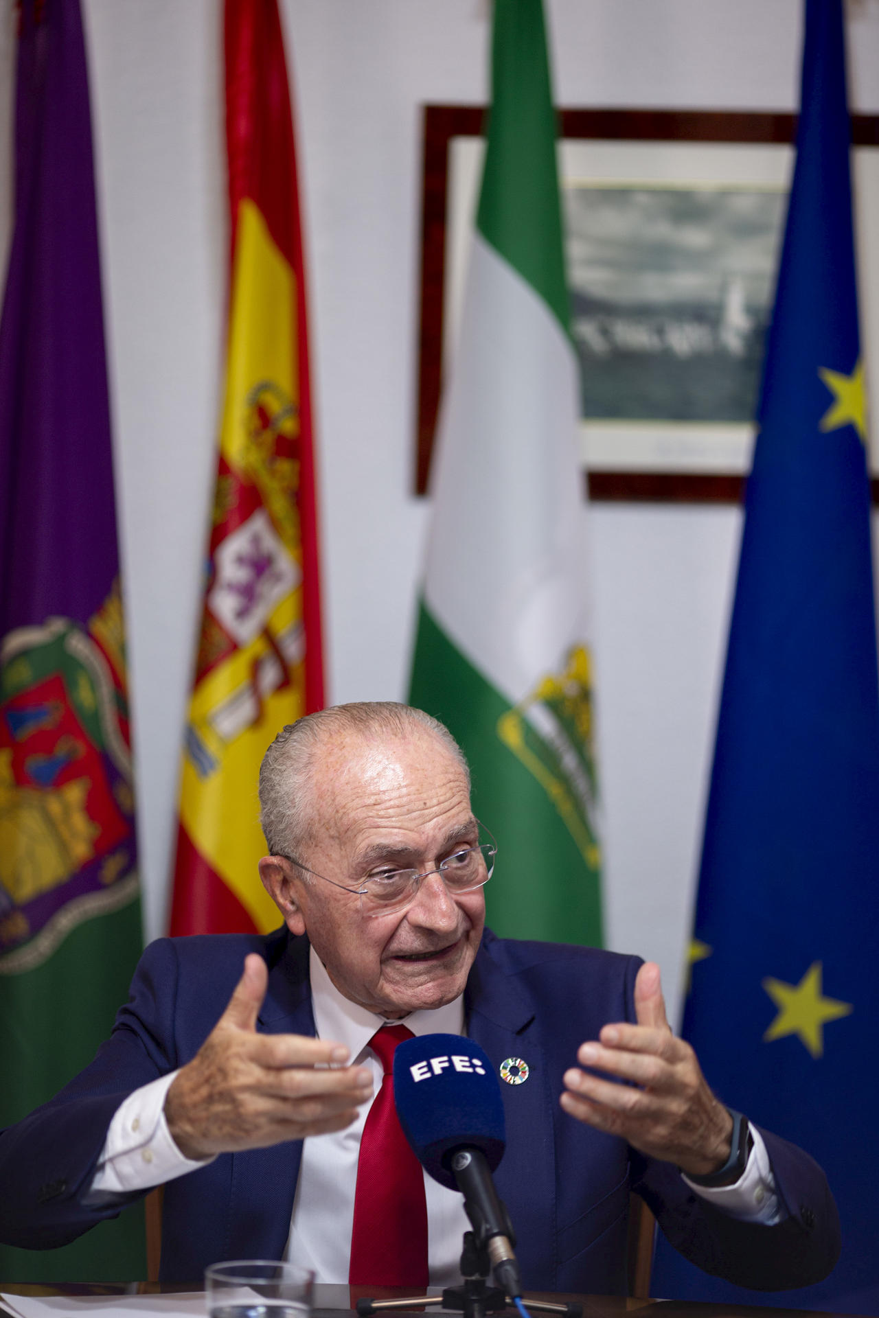 El alcalde de Málaga, Francisco de la Torre, durante una entrevista con EFE. EFE/Jorge Zapata
