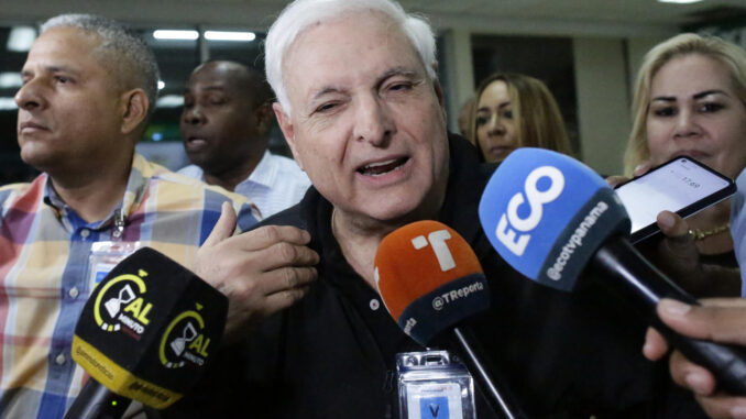 Fotografía de archivo del expresidente panameño (2009-2014) Ricardo Martinelli en Ciudad de Panamá (Panamá). EFE/ Bienvenido Velasco
