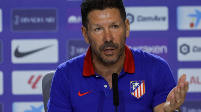 Simeone, en la rueda de prensa de este sábado. EFE/ J.j.guillen
