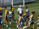 El entrenador del Real Madrid Carlo Ancelotti durante el entrenamiento realizado este viernes en la Ciudad Deportiva de Valdebebas para preparar el partido de la 5ª jornada de Liga que el equipo disputa mañana ante la Real Sociedad en Anoeta. EFE/Rodrigo Jiménez