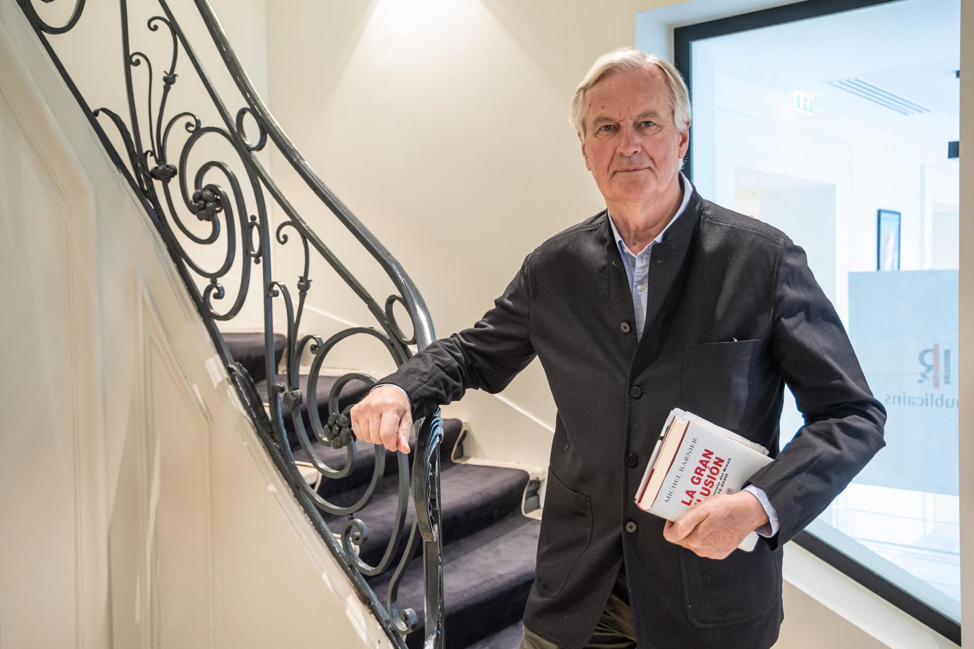 El conservador Michel Barnier, exministro y excomisario europeo, fue nombrado este jueves primer ministro de Francia por el presidente Emmanuel Macron, anunció el Elíseo.
EFE/EPA/CHRISTOPHE PETIT TESSON
