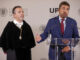 El president de la Generalitat, Carlos Mazón (d), y el rector de la Universitat Politècnica de València (UPV), José Esteban Capilla, en el acto de apertura del curso académico de las universidades valencianas, que se celebra en la Universitat Politècnica de València (UPV). EFE/Manuel Bruque