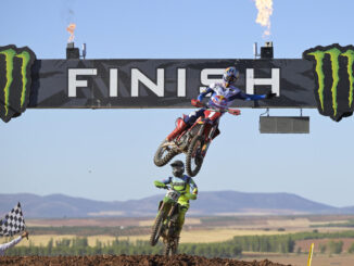 El piloto español del equipo Red Bull GASGAS Factory Racing, Jorge Prado, se ha proclamado campeón del mundo de la categoría reina de motocross MXGP, durante la celebración hoy domingo del último gran premio del mundial de motocross, Castilla-La Mancha MXGP 2024, celebrado en Cózar (Ciudad Real). EFE/Jesús Monroy